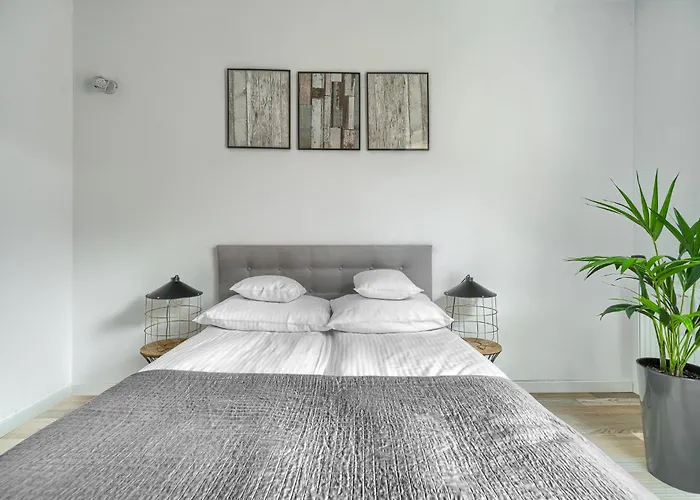 아파트 Park By Platinum 슈체친